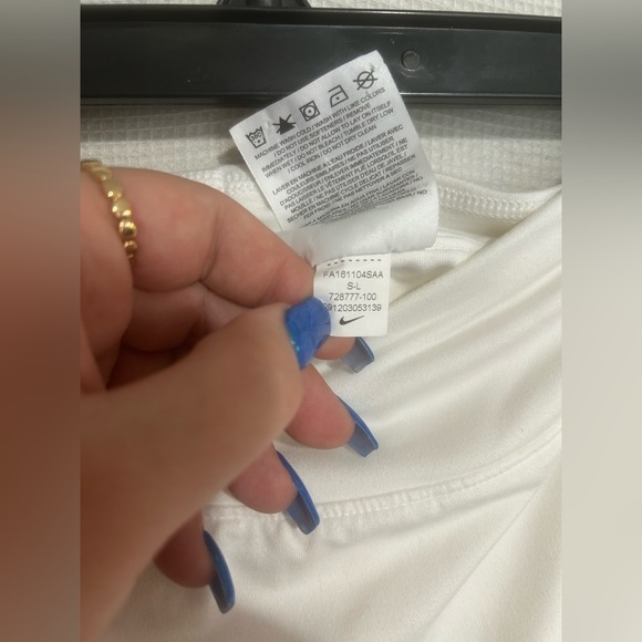 Nike skirt - Picture 6 of 8